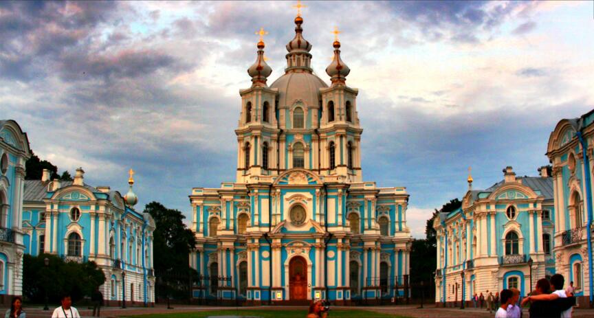 俄羅斯女子學院 俄羅斯女子學院